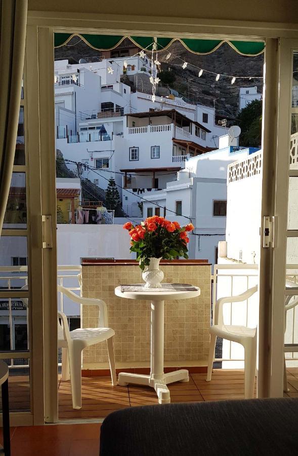 Studio Playa Mogan Hungarian Puerto De Mogan Exterior photo